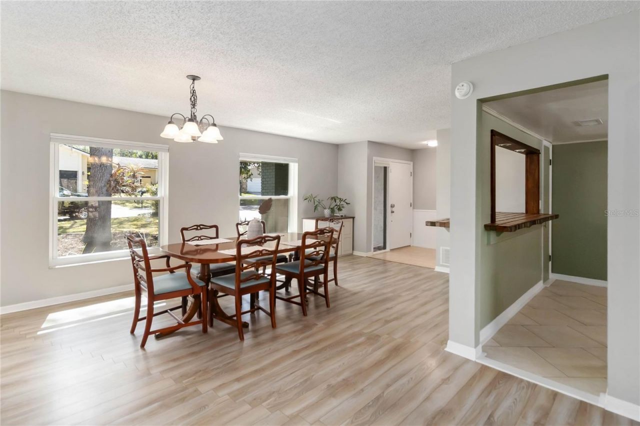 110 E Wyndham Court, Longwood, FL 32779 Photo