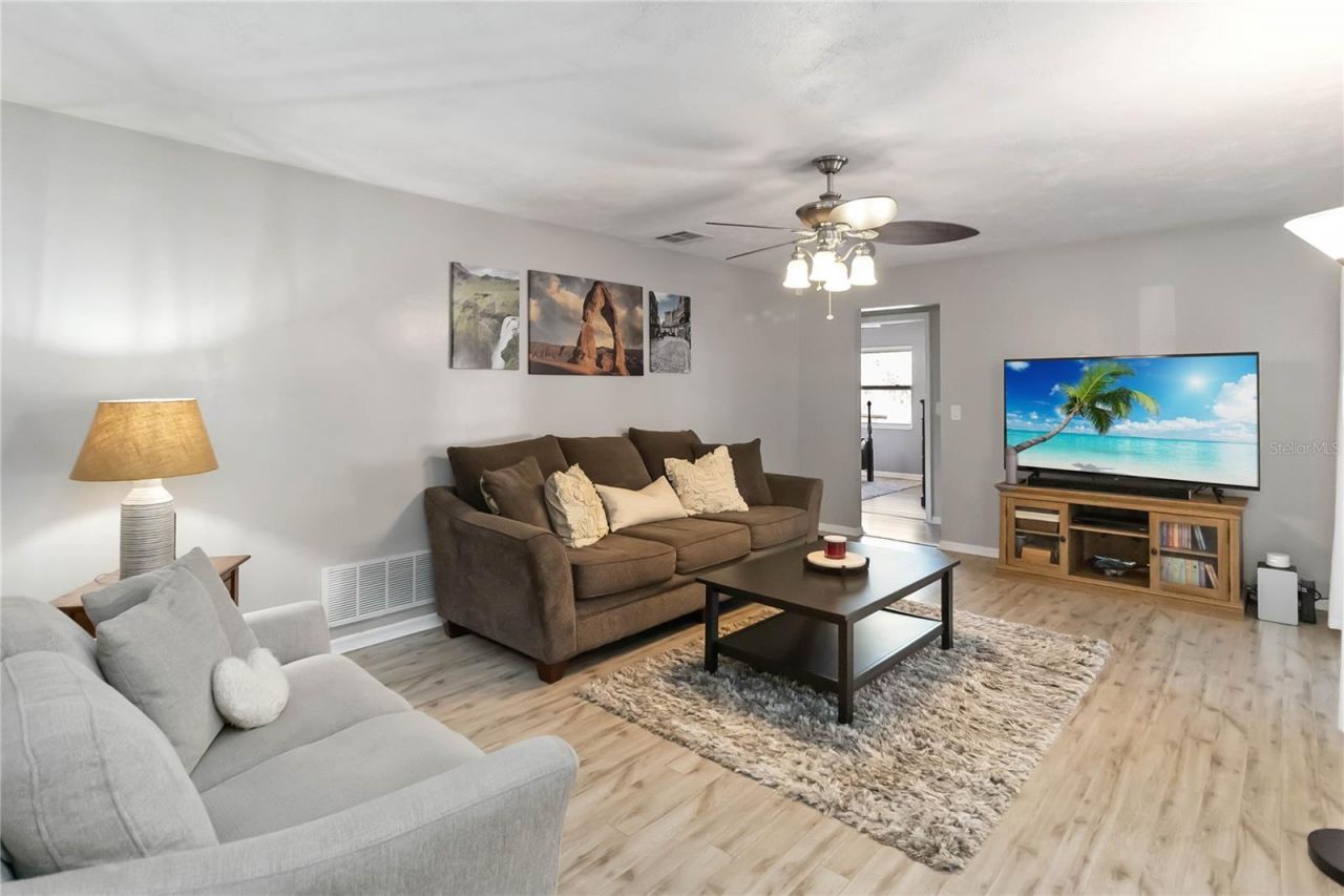 110 E Wyndham Court, Longwood, FL 32779 Photo