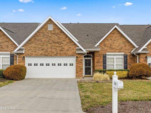 136 River Garden Court, Sevierville, TN 37862