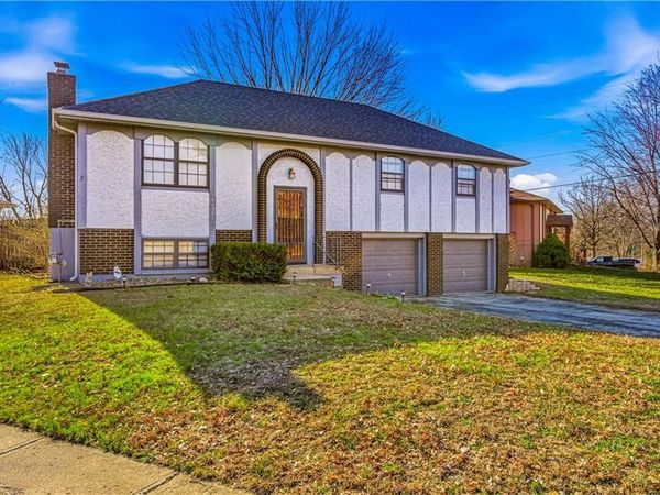 16901 E 3rd Street, Independence, MO 64056