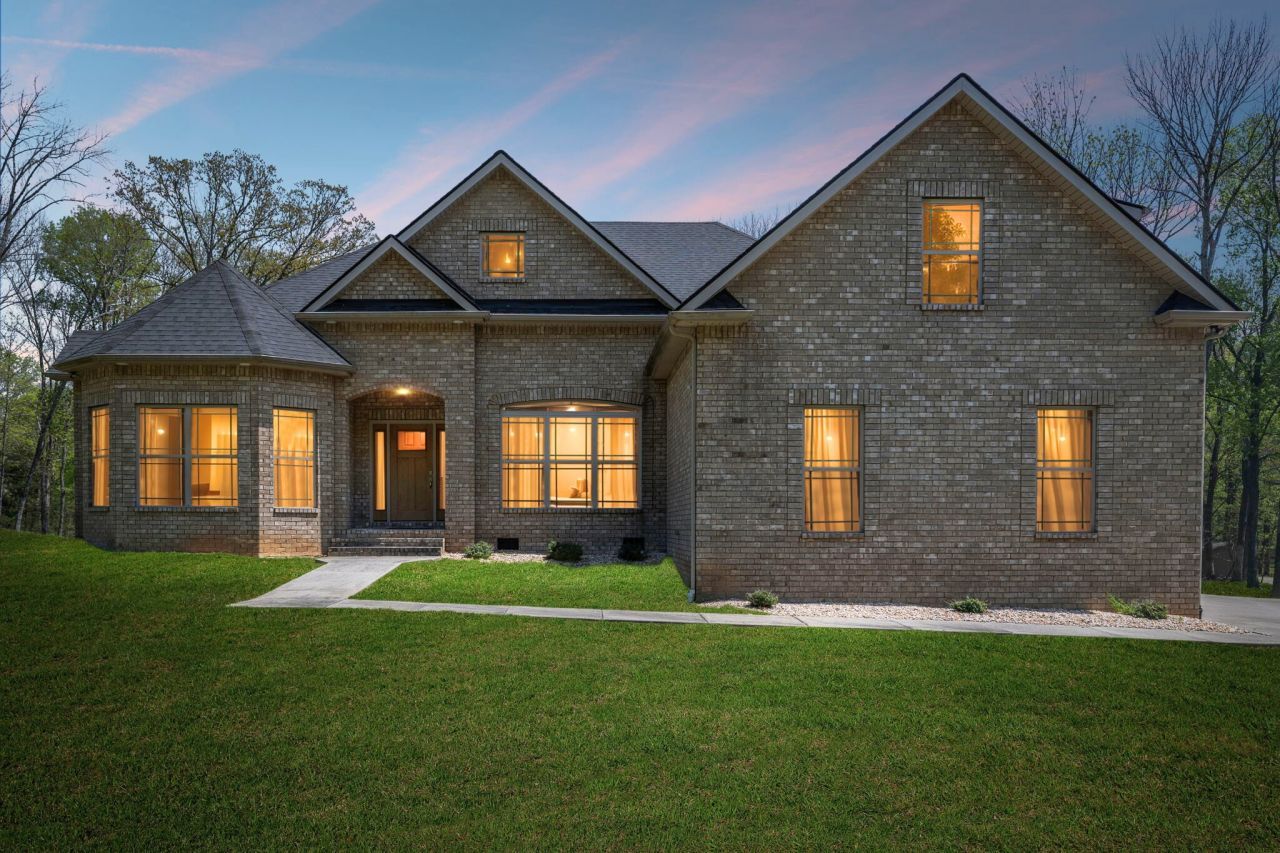 4135 Smotherman Ln, Hermitage, TN 37076 Main Photo