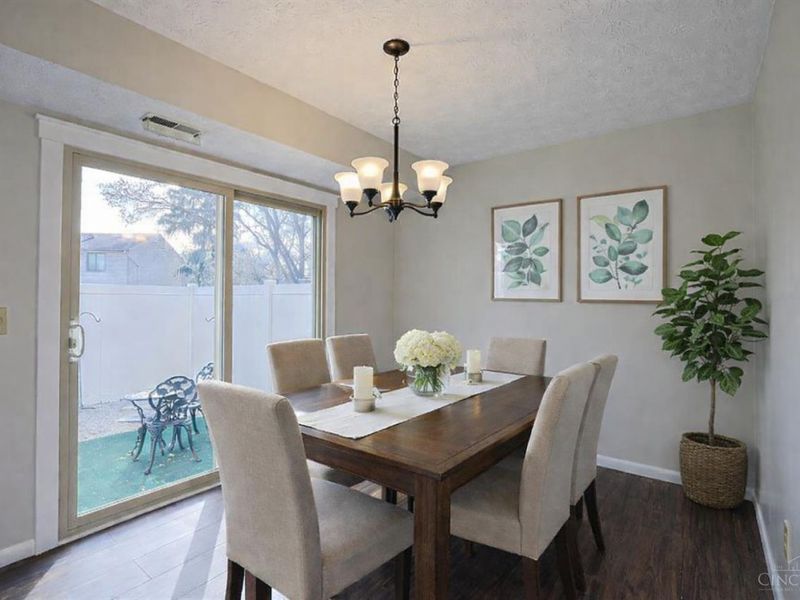 18 Oakwood Court, Springdale, OH 45246 Photo 10