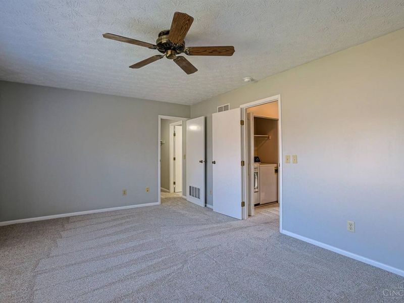 18 Oakwood Court, Springdale, OH 45246 Photo 27