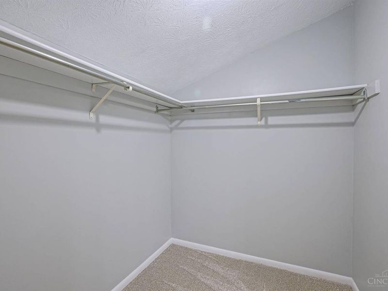 18 Oakwood Court, Springdale, OH 45246 Photo 29