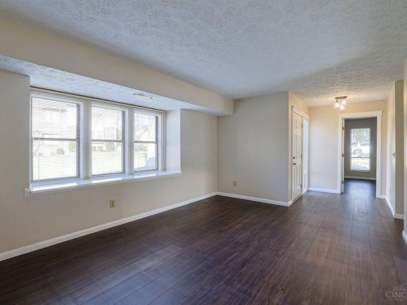 18 Oakwood Court, Springdale, OH 45246 Photo 9