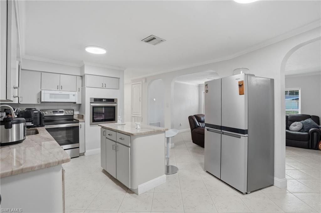 1870 Queen Ct, North Fort Myers, FL 33917 Photo