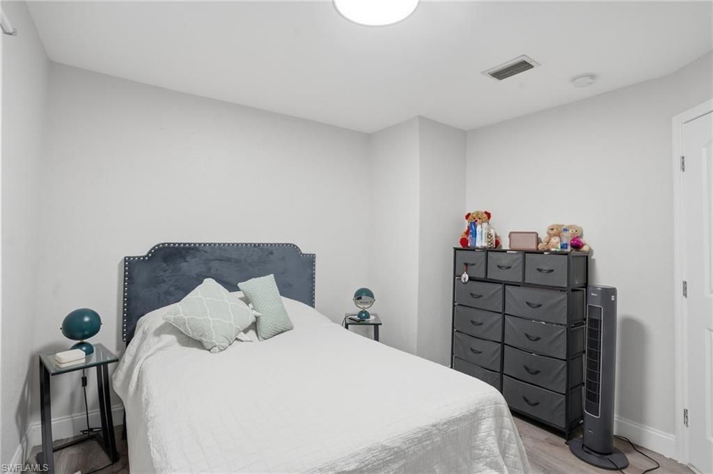 1870 Queen Ct, North Fort Myers, FL 33917 Photo