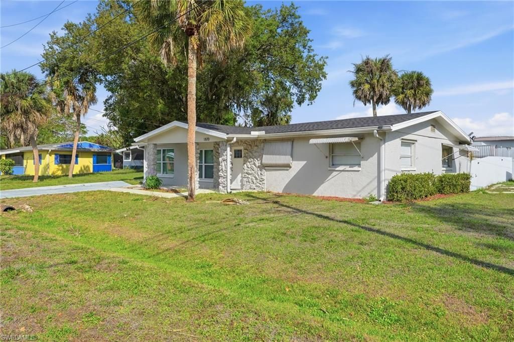 1870 Queen Ct, North Fort Myers, FL 33917 Photo