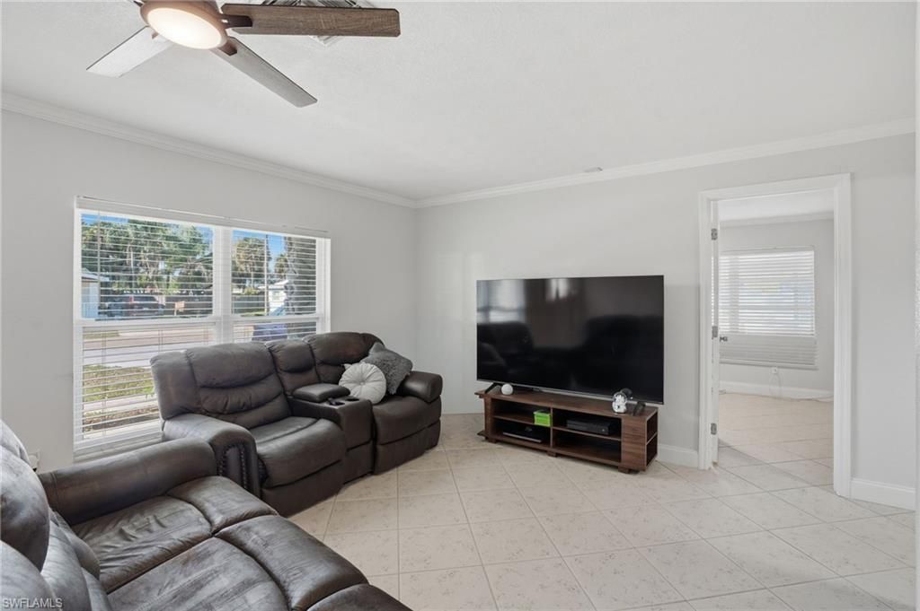 1870 Queen Ct, North Fort Myers, FL 33917 Photo