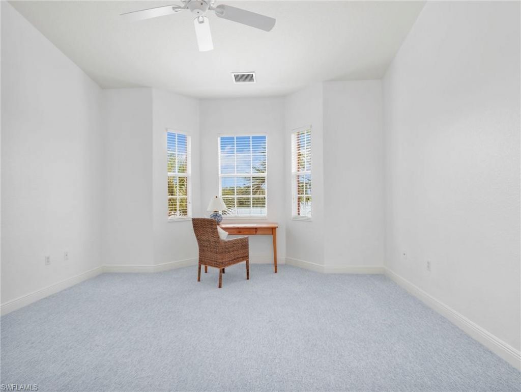6422 Legacy Cir, Unit 704, Naples, FL 34113 Photo