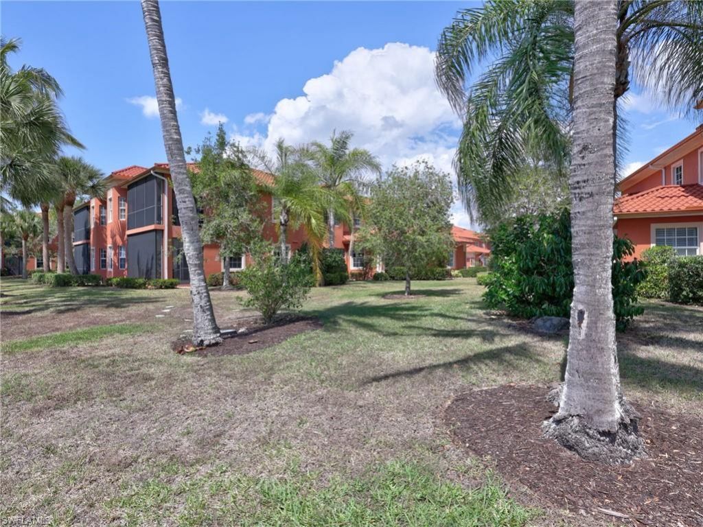 6422 Legacy Cir, Unit 704, Naples, FL 34113 Photo