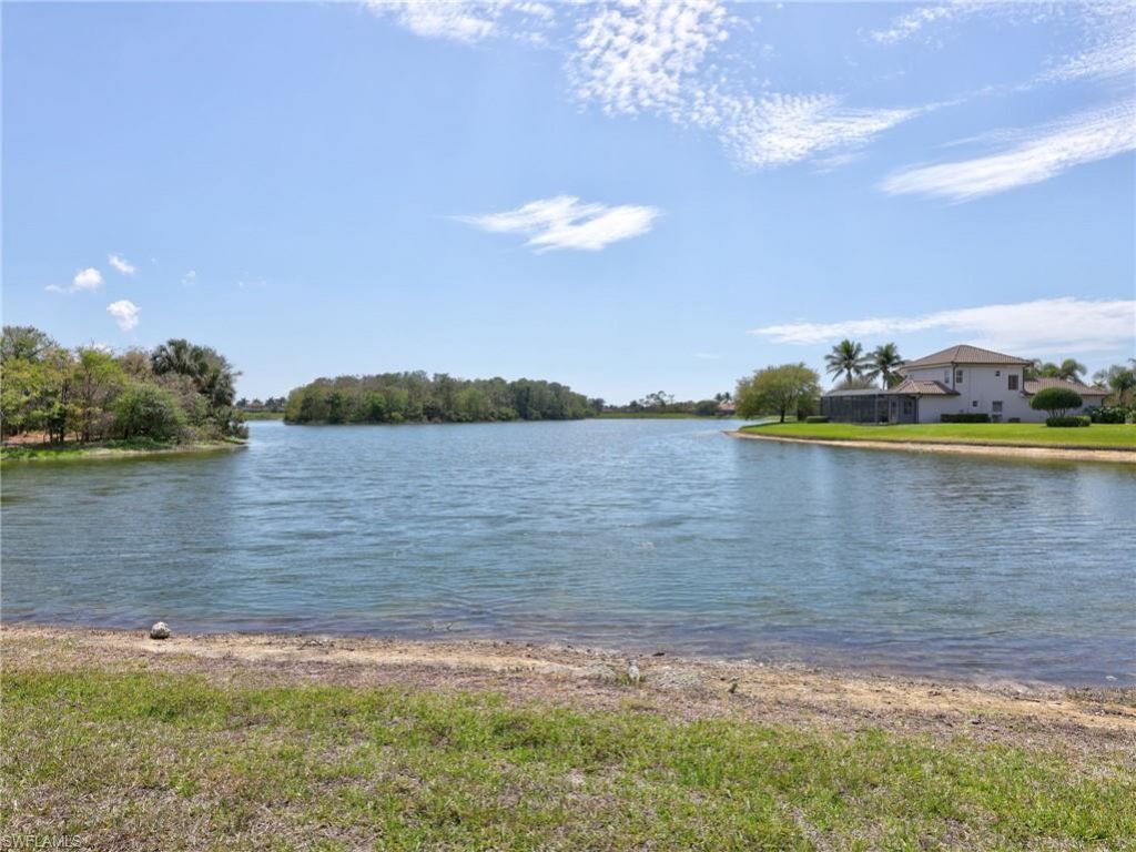 6422 Legacy Cir, Unit 704, Naples, FL 34113 Photo