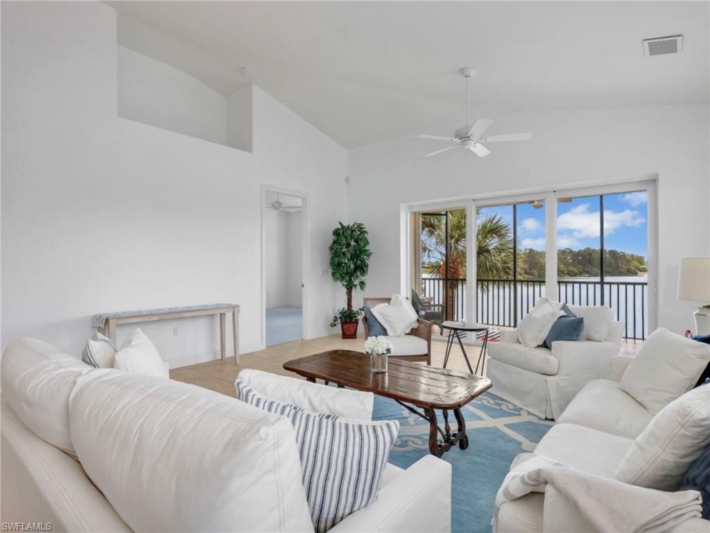 6422 Legacy Cir, Unit 704, Naples, FL 34113 Photo