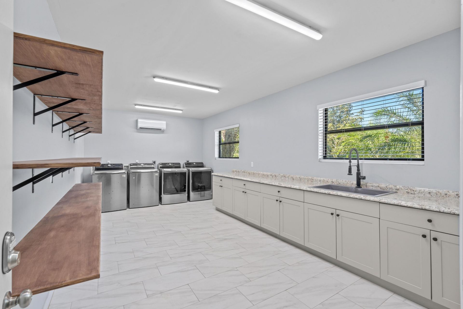 5656 South Shore Boulevard, Wellington, FL 33449 Photo