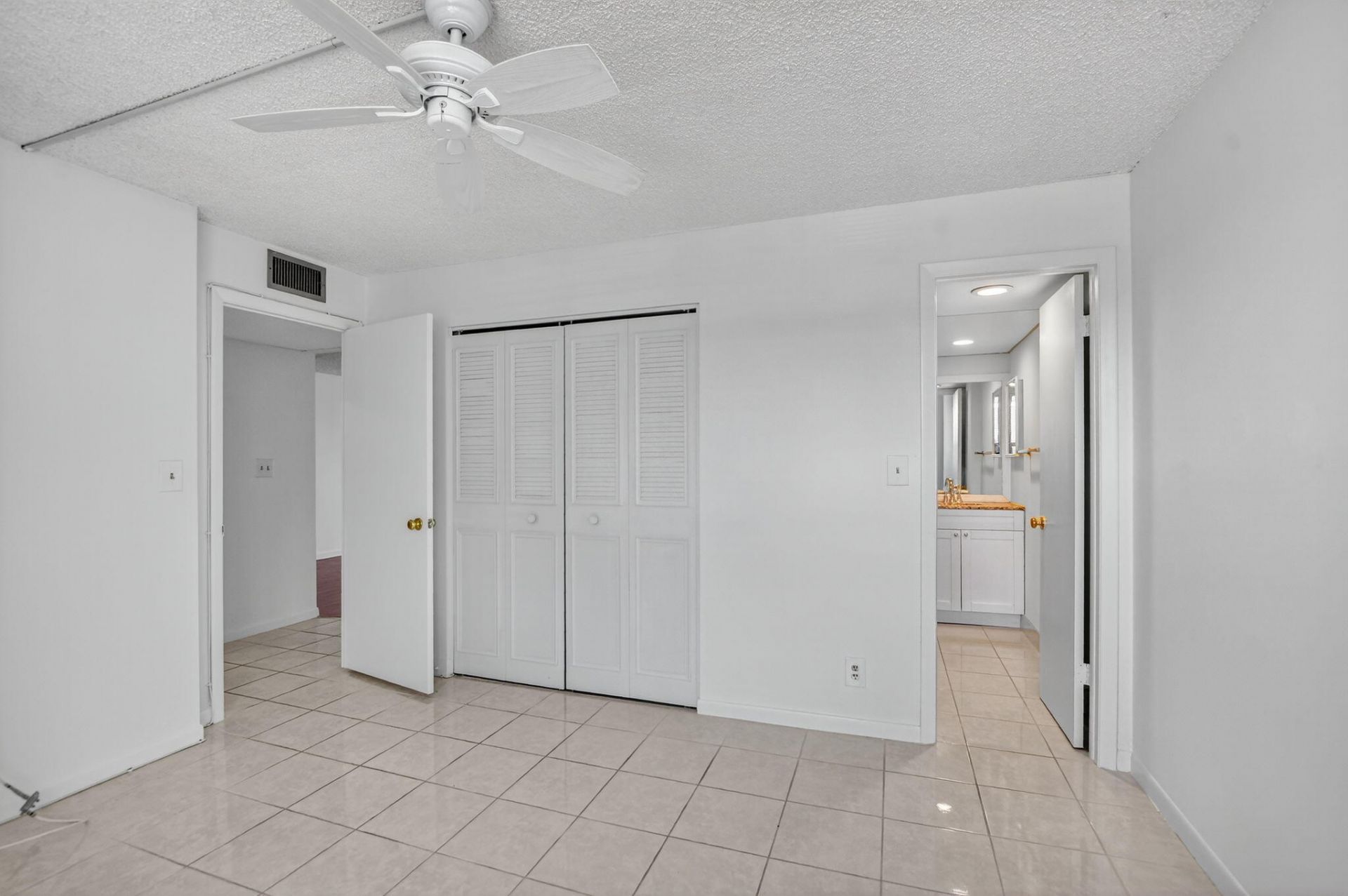 11 Royal Palm Way, Unit 3040, Boca Raton, FL 33432 Photo