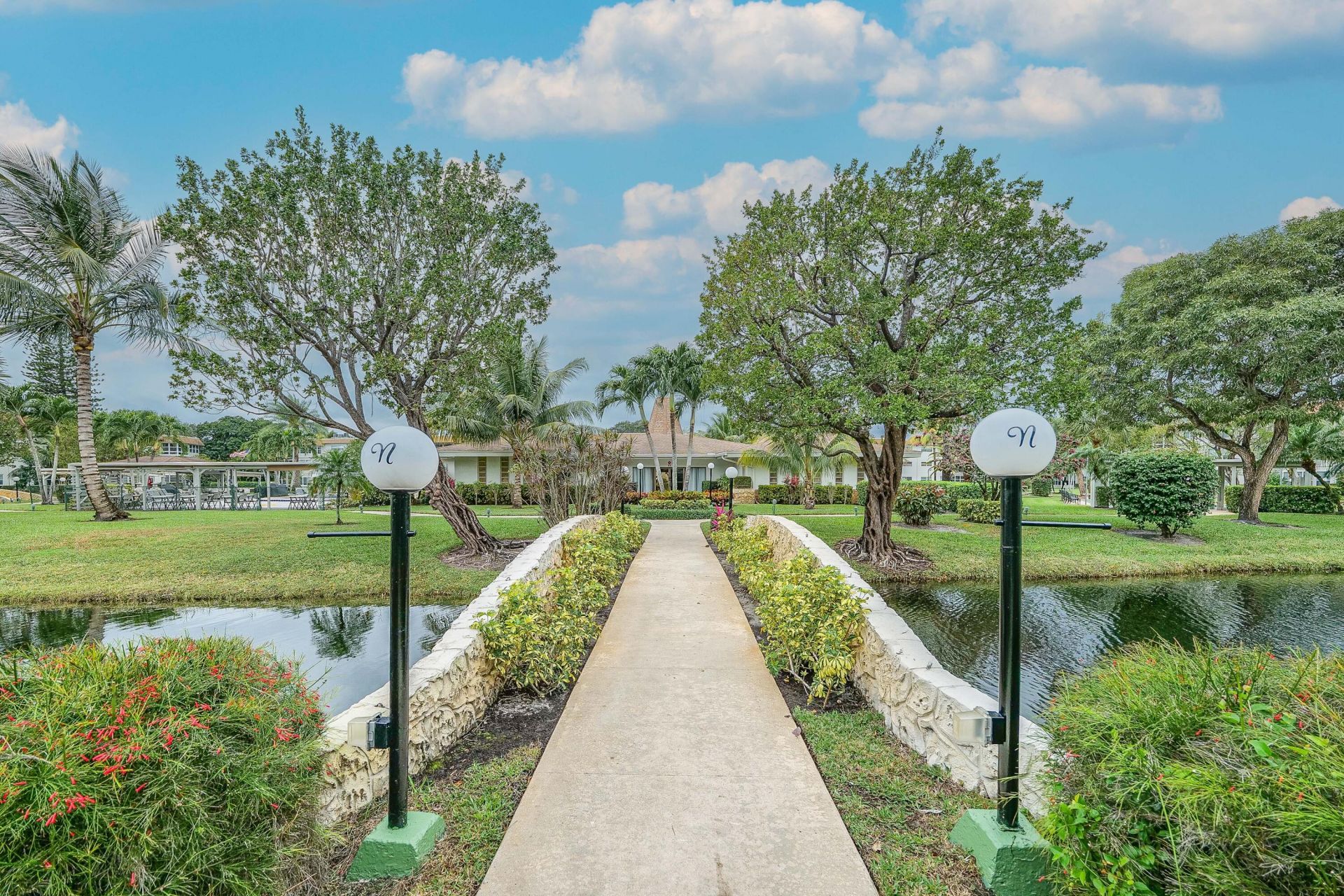 3505 NW 48th Avenue, Unit 403, Lauderdale Lakes, FL 33319 Photo