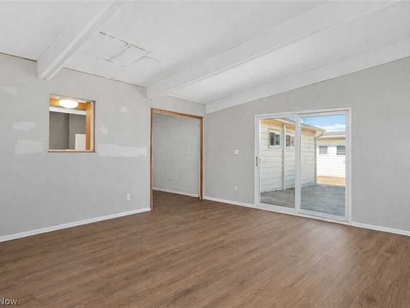 9248 Lynnhaven Road, Parma Heights, OH 44130 Photo 10