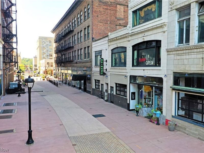 24 N Phelps Street, Youngstown, OH 44503 Photo 1