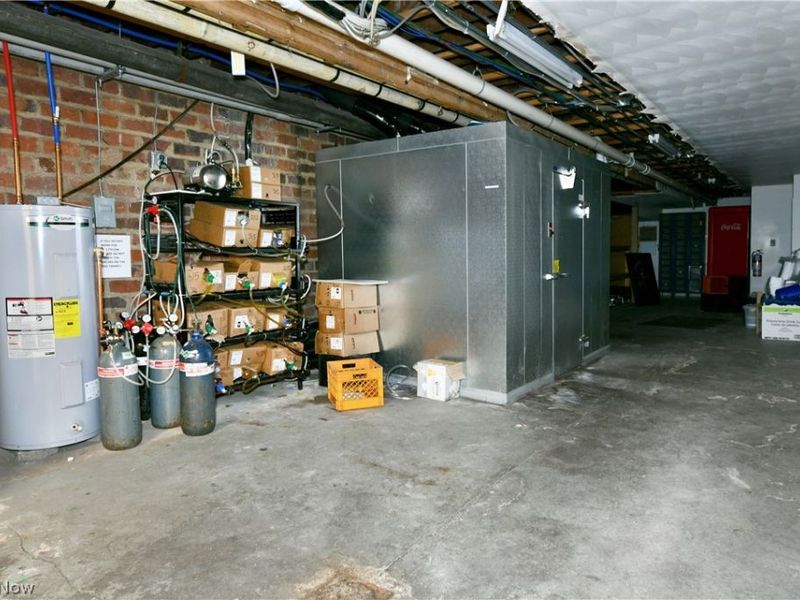 24 N Phelps Street, Youngstown, OH 44503 Photo 42