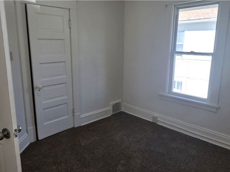 1235 Bellows Street, Akron, OH 44301 Photo 21