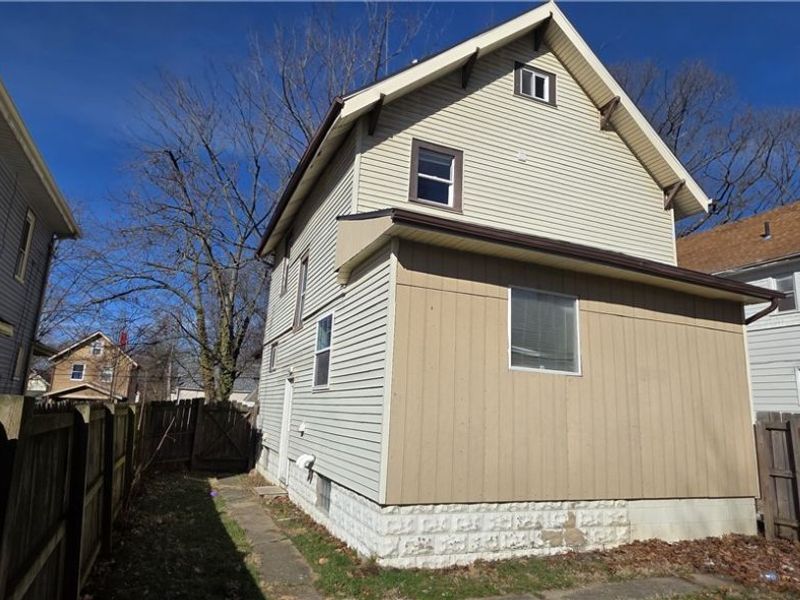 1235 Bellows Street, Akron, OH 44301 Photo 32