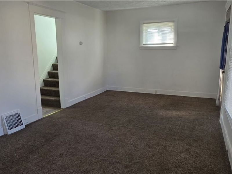 1235 Bellows Street, Akron, OH 44301 Photo 5