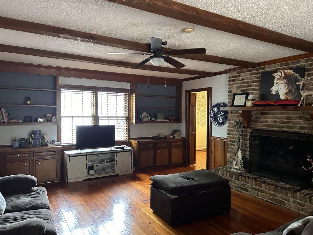 755 Brewton Street Photo 4