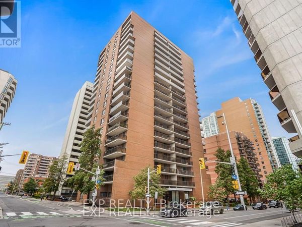 475 Laurier Avenue West, Unit 204, Ottawa, ON K1R7X1