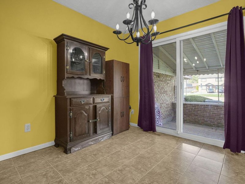 625 Country Club Drive, Unit B7, Newark, OH 43055 Photo 8