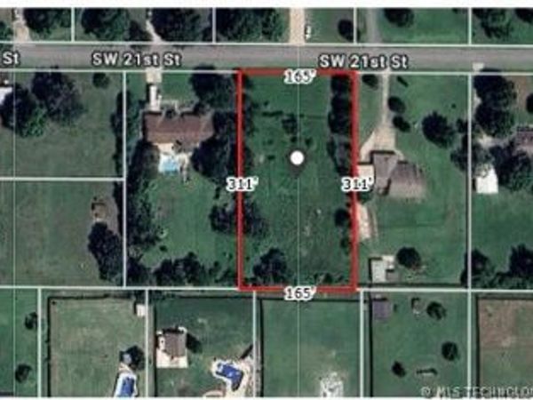905 SW 21st Street , Wagoner, OK 74467