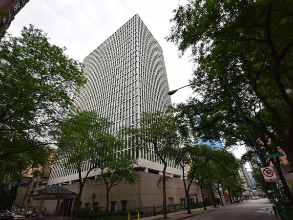 1 E Scott Street , Unit 1810, Chicago, IL 60610