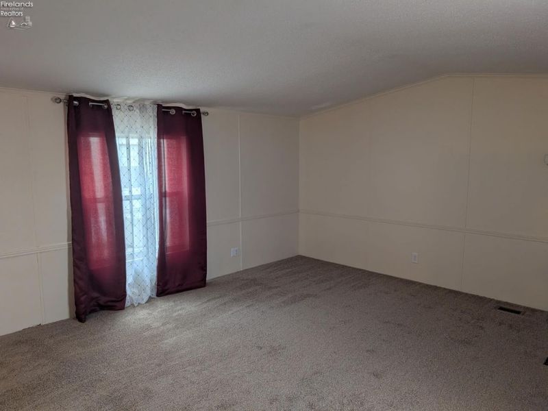 220 Maple Lane, Unit 125, Green Springs, OH 44836 Photo 15