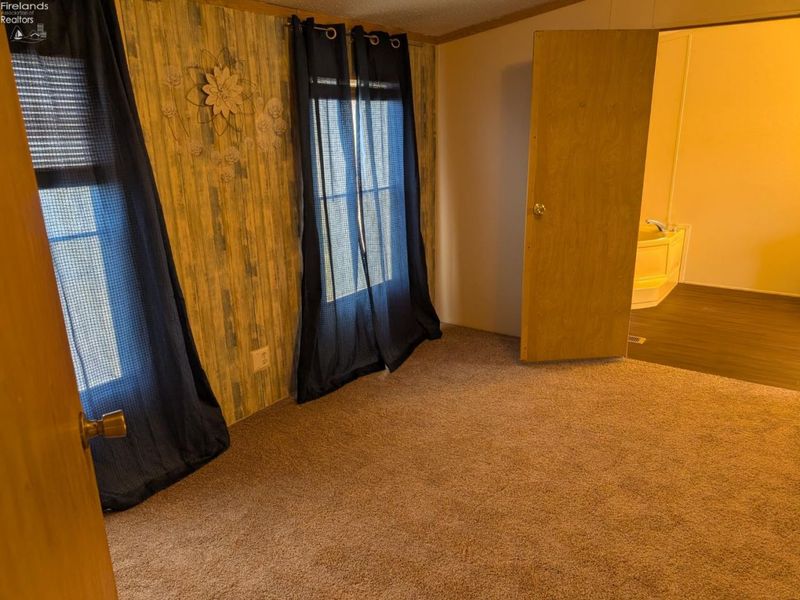 220 Maple Lane, Unit 125, Green Springs, OH 44836 Photo 17