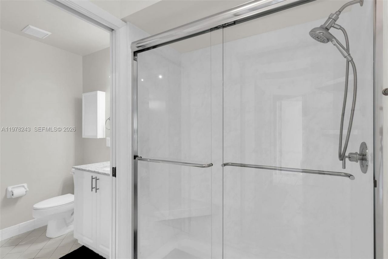 8751 SW 215th Ter , Cutler Bay, FL 33189 Photo