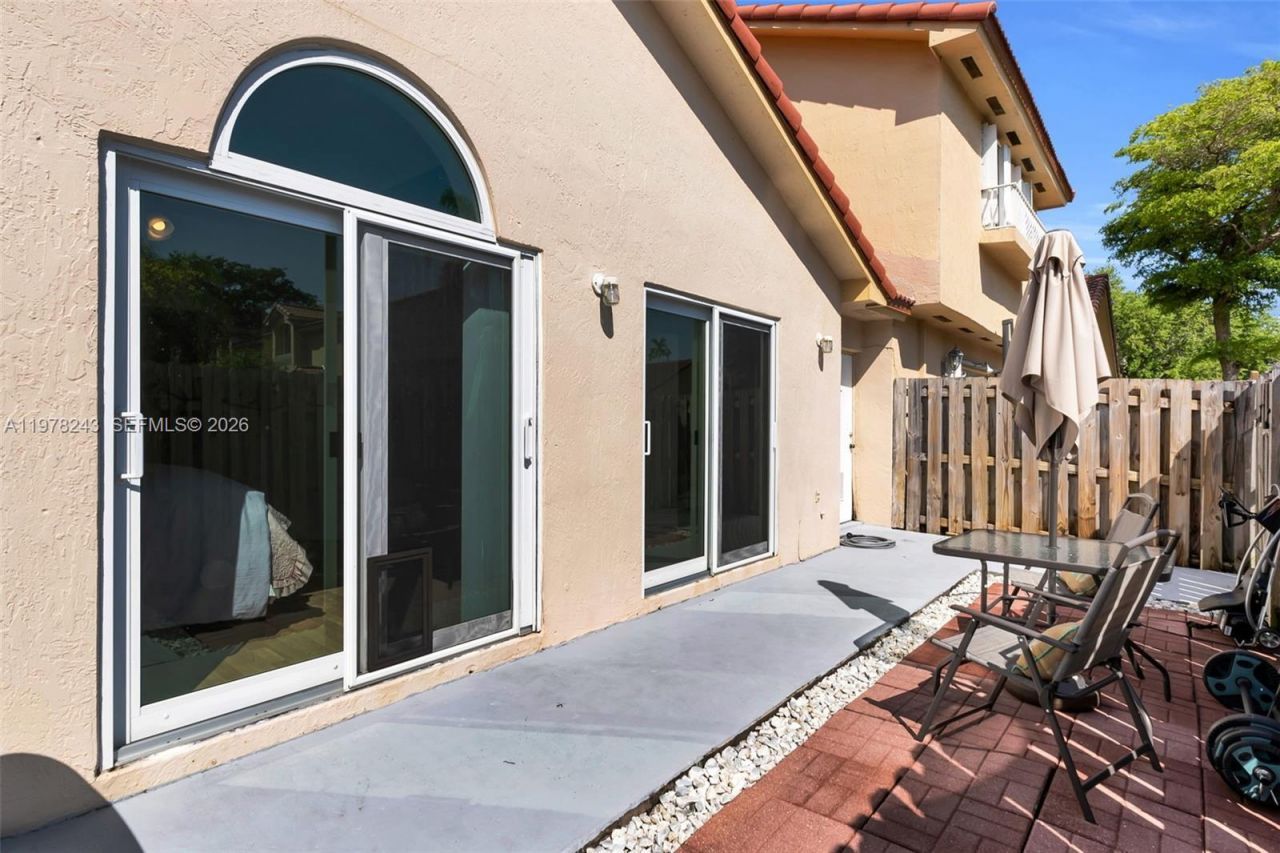 8751 SW 215th Ter , Cutler Bay, FL 33189 Photo