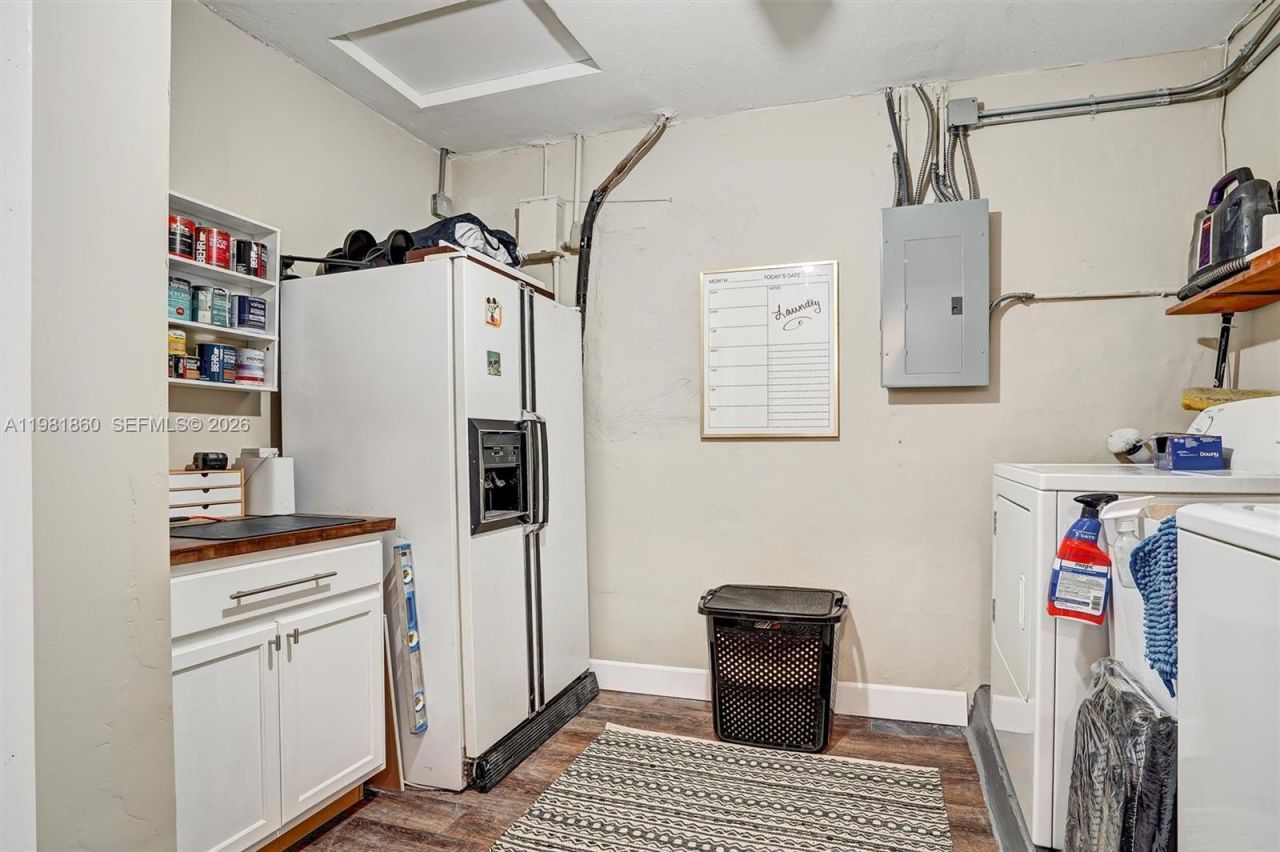 11331 NW 37th St, Sunrise, FL 33323 Photo