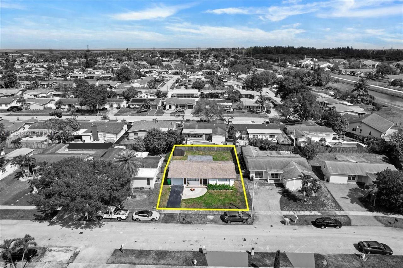 11331 NW 37th St, Sunrise, FL 33323 Photo