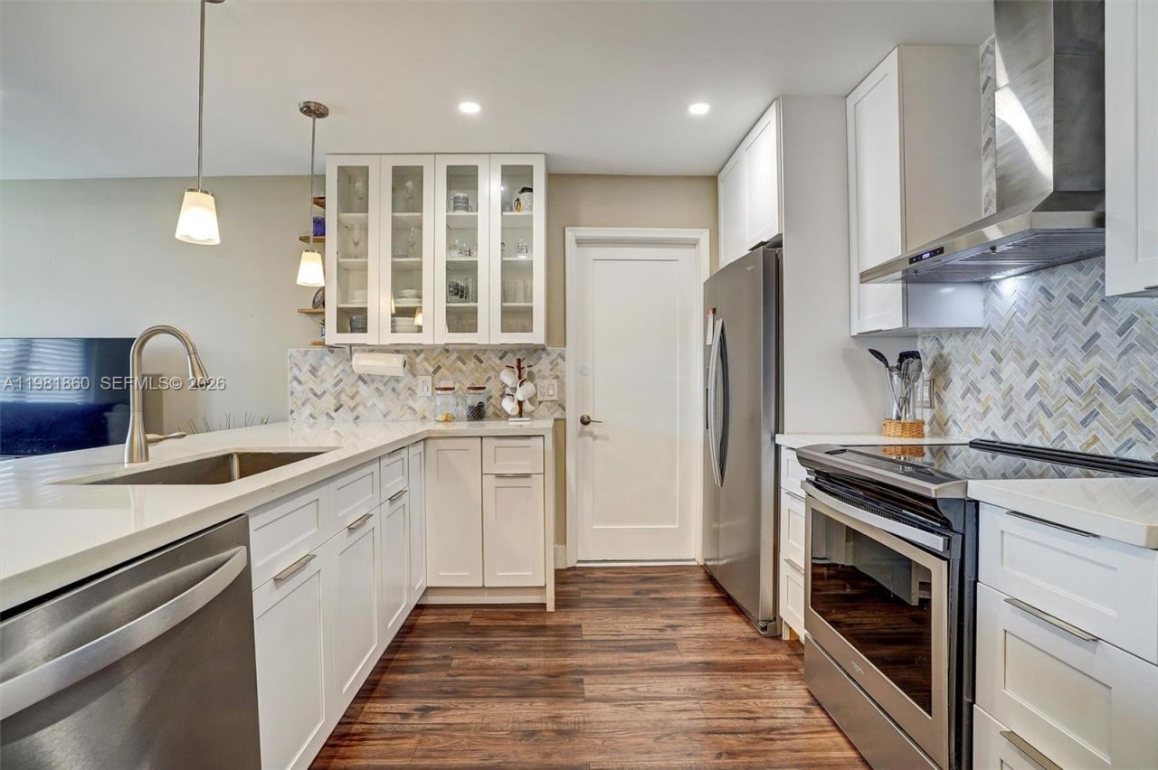 11331 NW 37th St, Sunrise, FL 33323 Photo