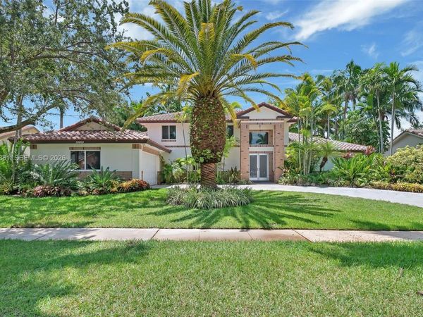 19960 NW 3rd St , Pembroke Pines, FL 33029