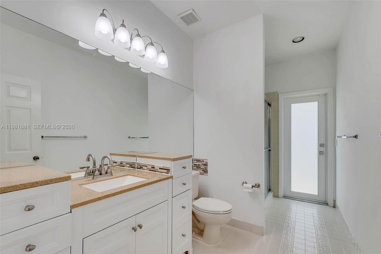 19960 NW 3rd St , Pembroke Pines, FL 33029 Photo