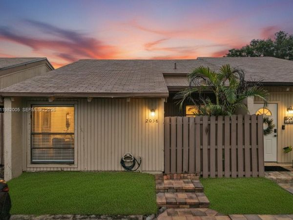 2056 SW 81st Way, Davie, FL 33324