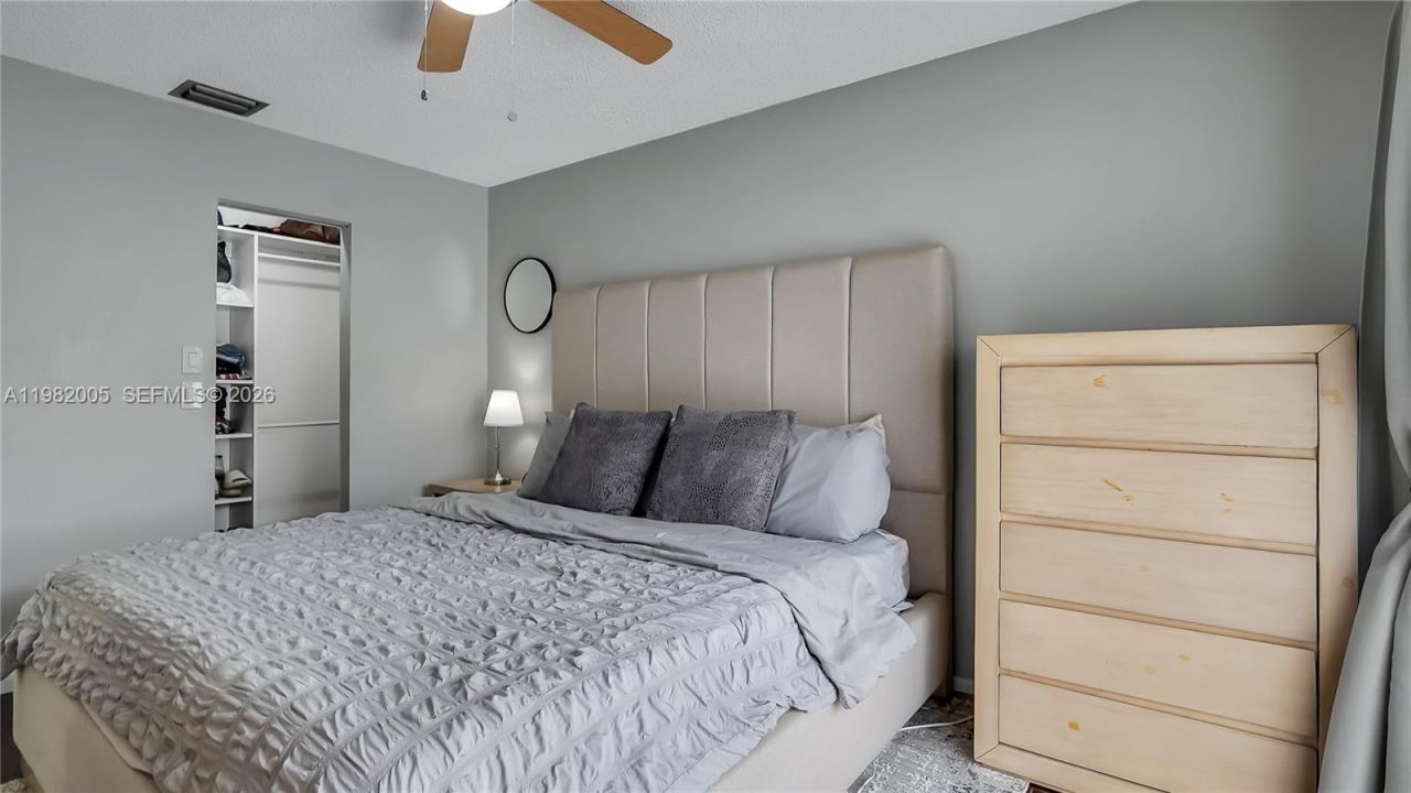 2056 SW 81st Way, Davie, FL 33324 Photo