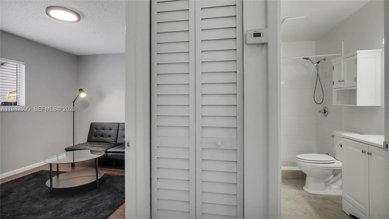 2056 SW 81st Way, Davie, FL 33324 Photo