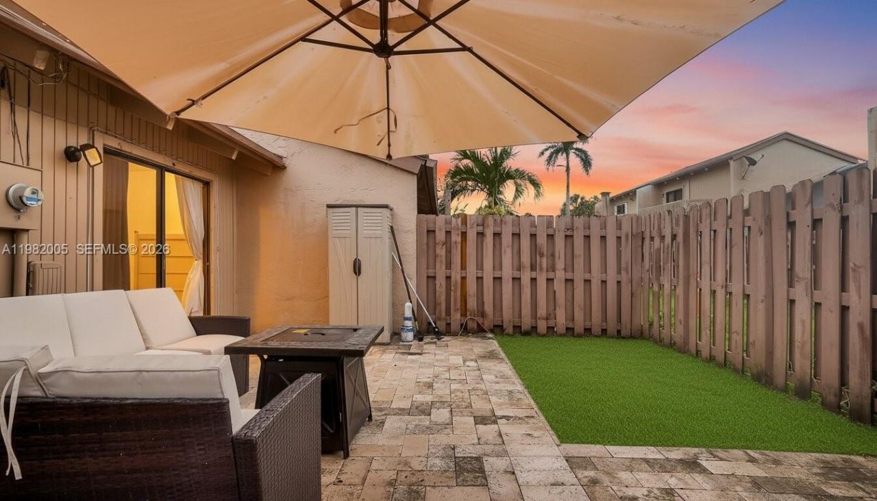 2056 SW 81st Way, Davie, FL 33324 Photo