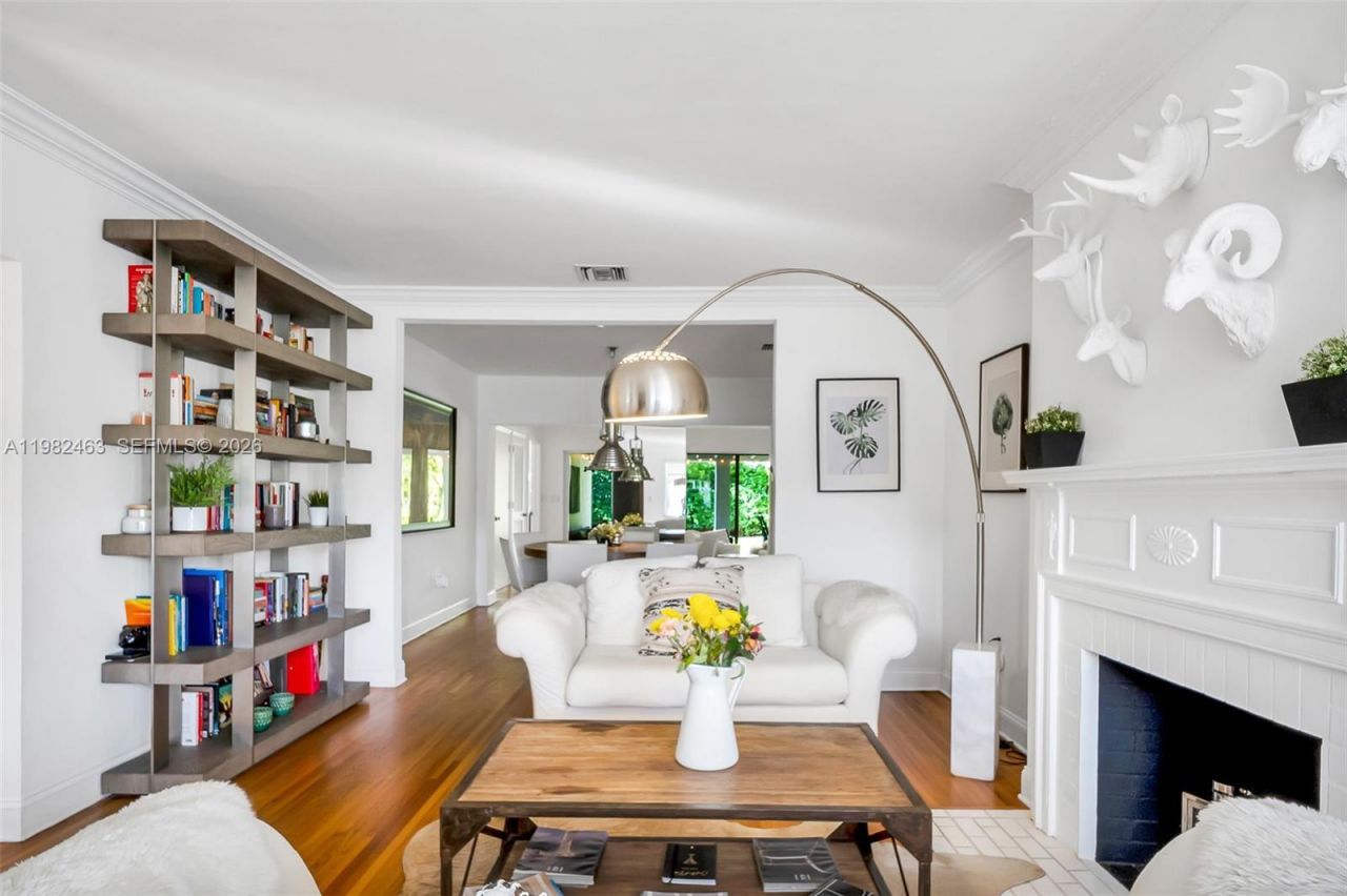 540 SW 27th Rd , Miami, FL 33129 Photo