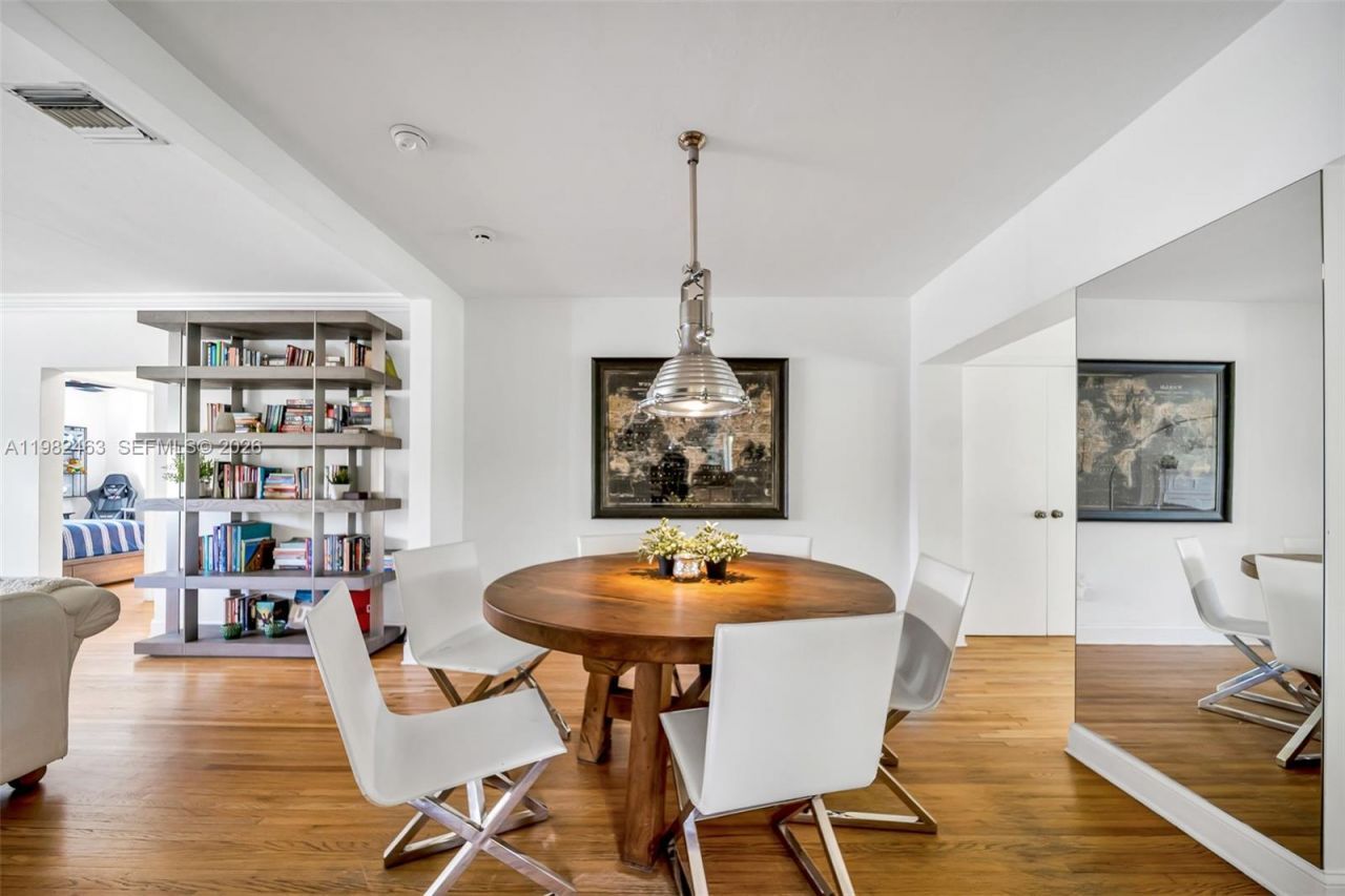 540 SW 27th Rd , Miami, FL 33129 Photo