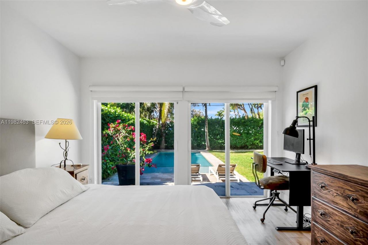 540 SW 27th Rd , Miami, FL 33129 Photo