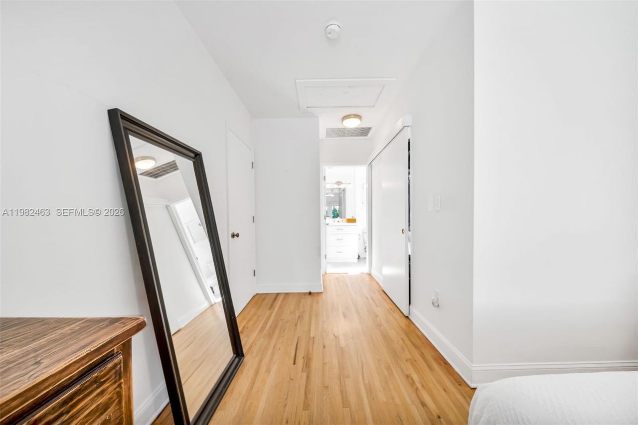 540 SW 27th Rd , Miami, FL 33129 Photo