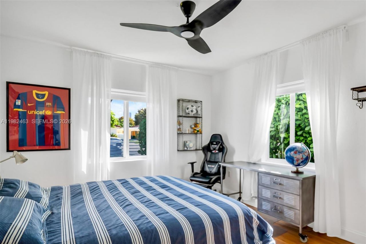 540 SW 27th Rd , Miami, FL 33129 Photo