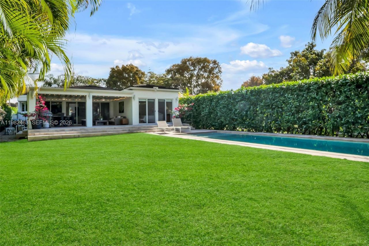 540 SW 27th Rd , Miami, FL 33129 Photo